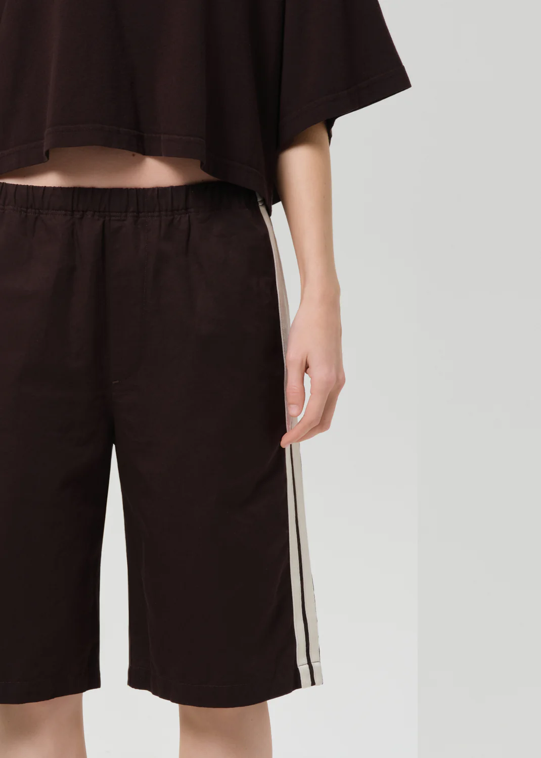 Anais Pull On Track Short in Chocolate - Image 6