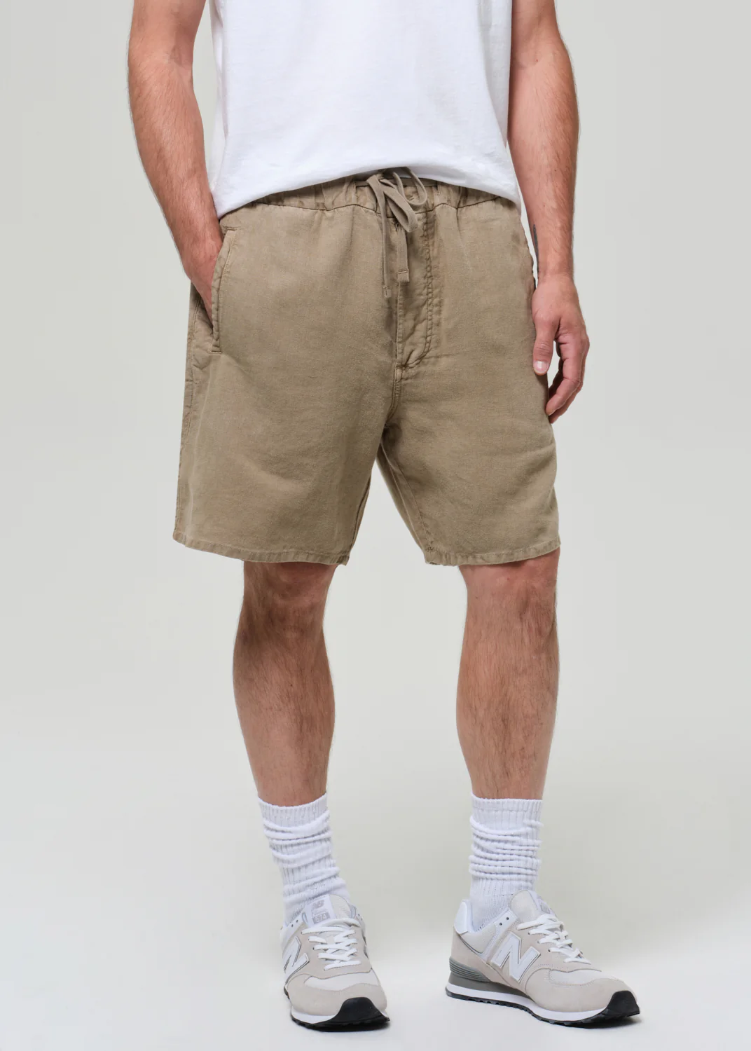 Drawstring Deck Linen Short in Reservoir - Image 5