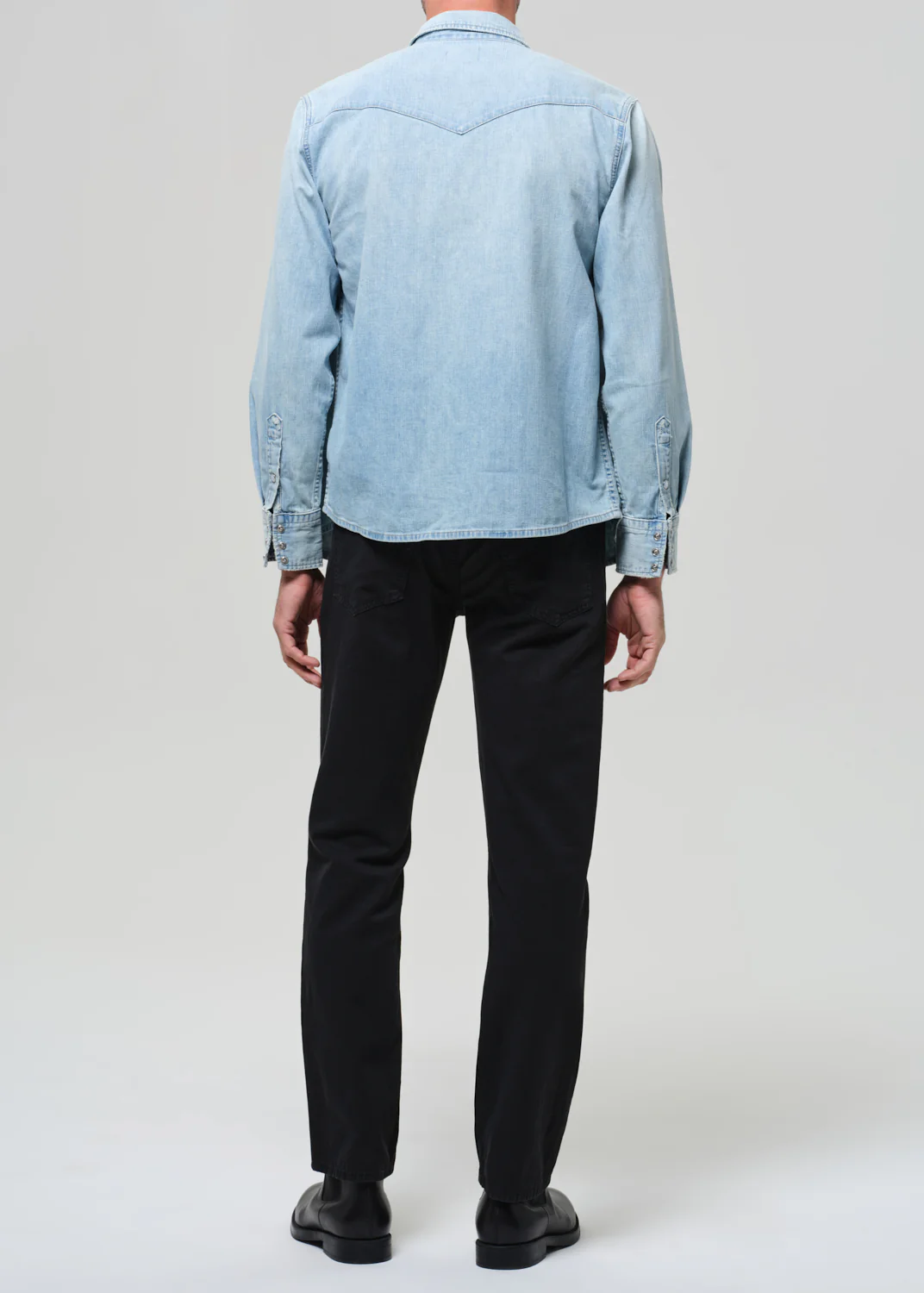 Elijah Straight Comfort Stretch Linen in Washed Black - Image 4