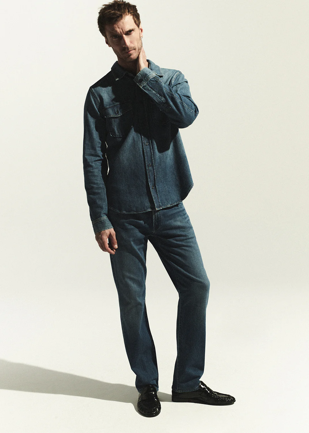 Elijah Straight Tropical Denim in Milestone