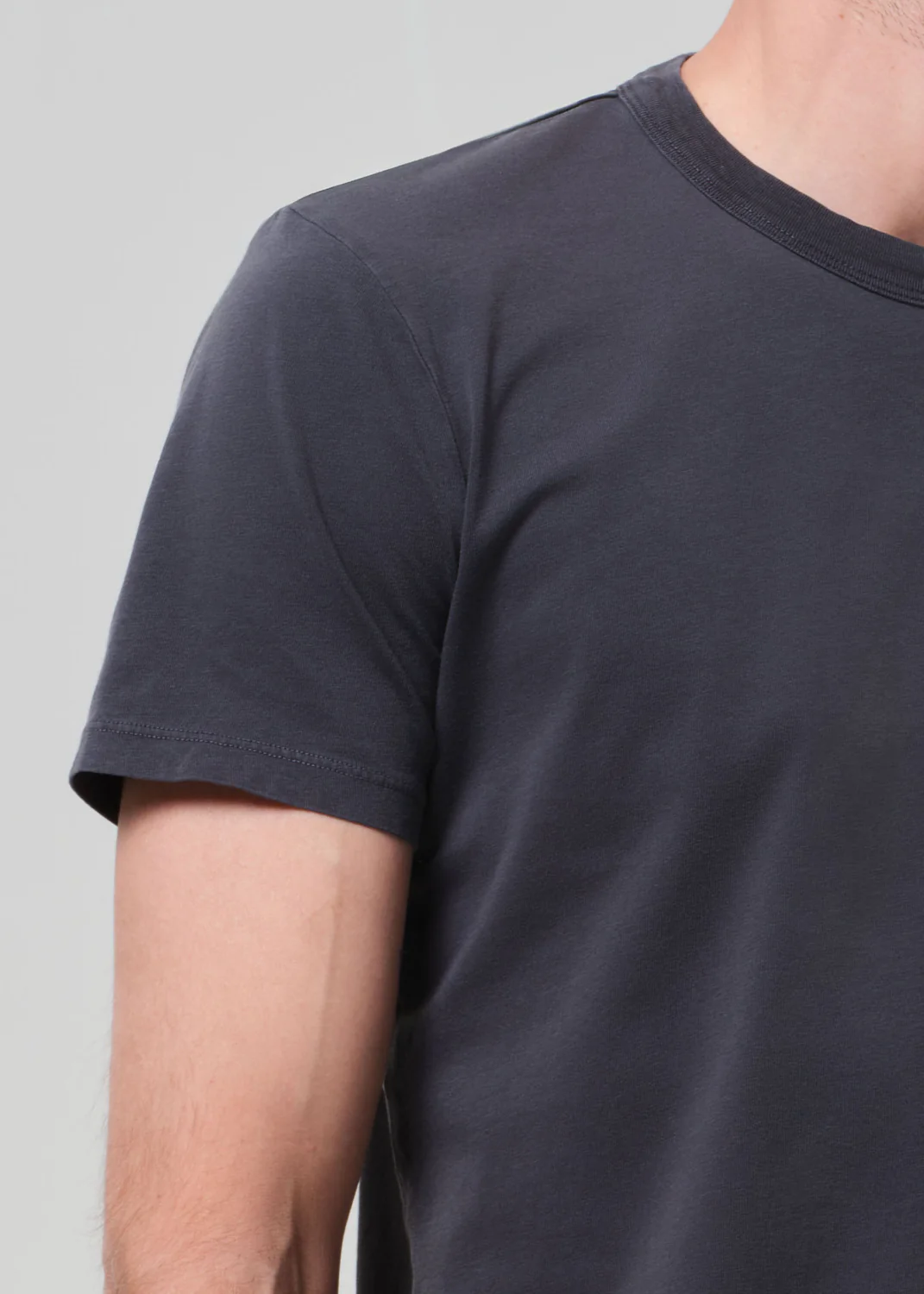 Everyday Short Sleeve Tee in Volcanic - Image 5