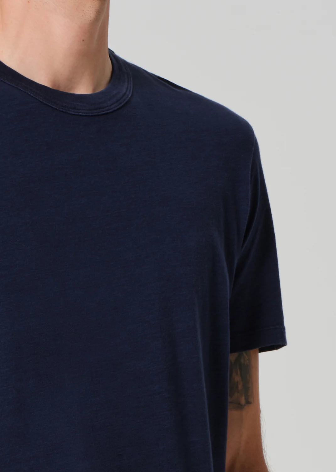 Everyday Short Sleeve Tee in Midnight - Image 5