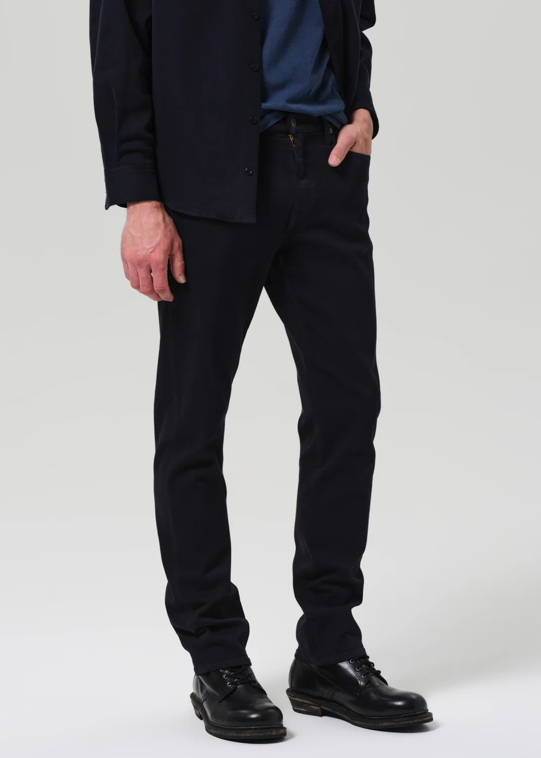 Gage Slim Straight Soft Weft in True Navy - Image 5
