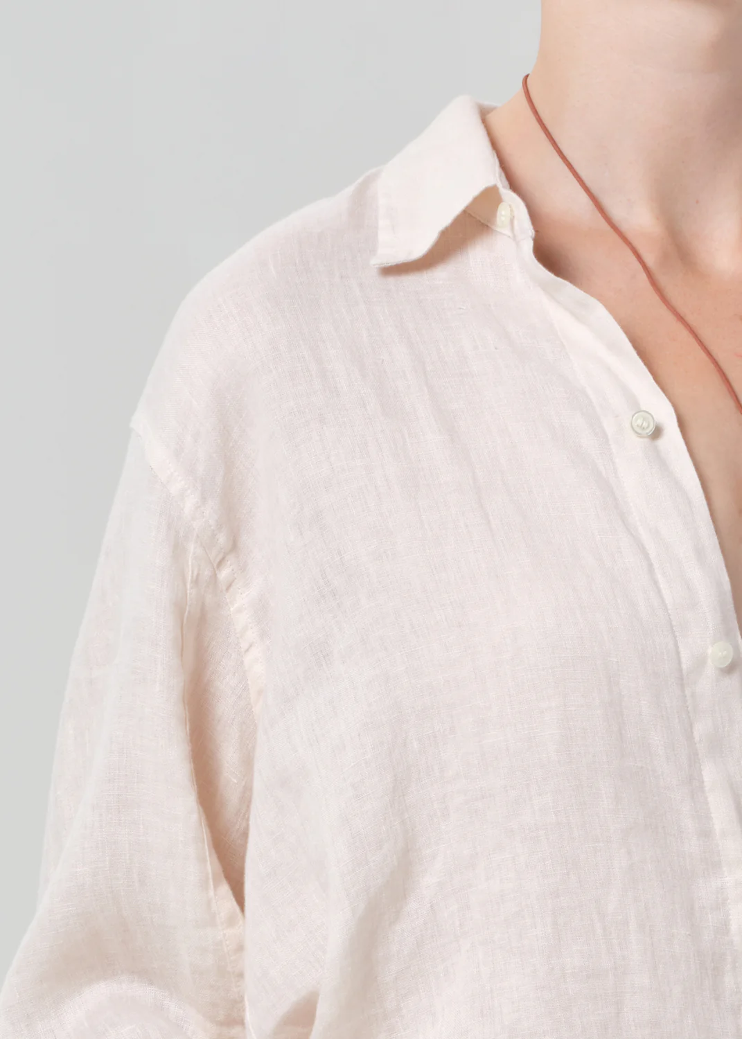 Kayla Shrunken Linen Shirt in Pale Stone - Image 4