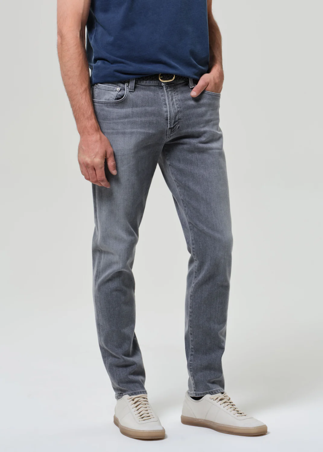 London Tapered Slim Perform in Sycamore - Image 5