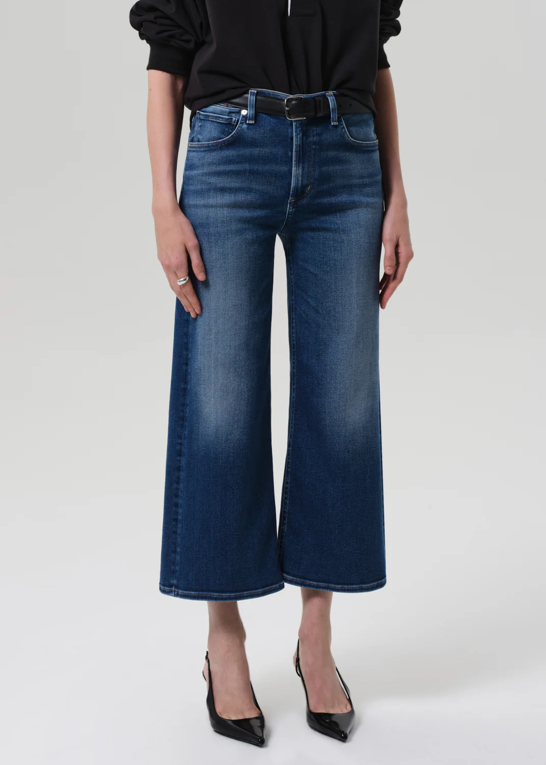 Lyra Wide Leg Crop Clean Hem in Augusta - Image 4