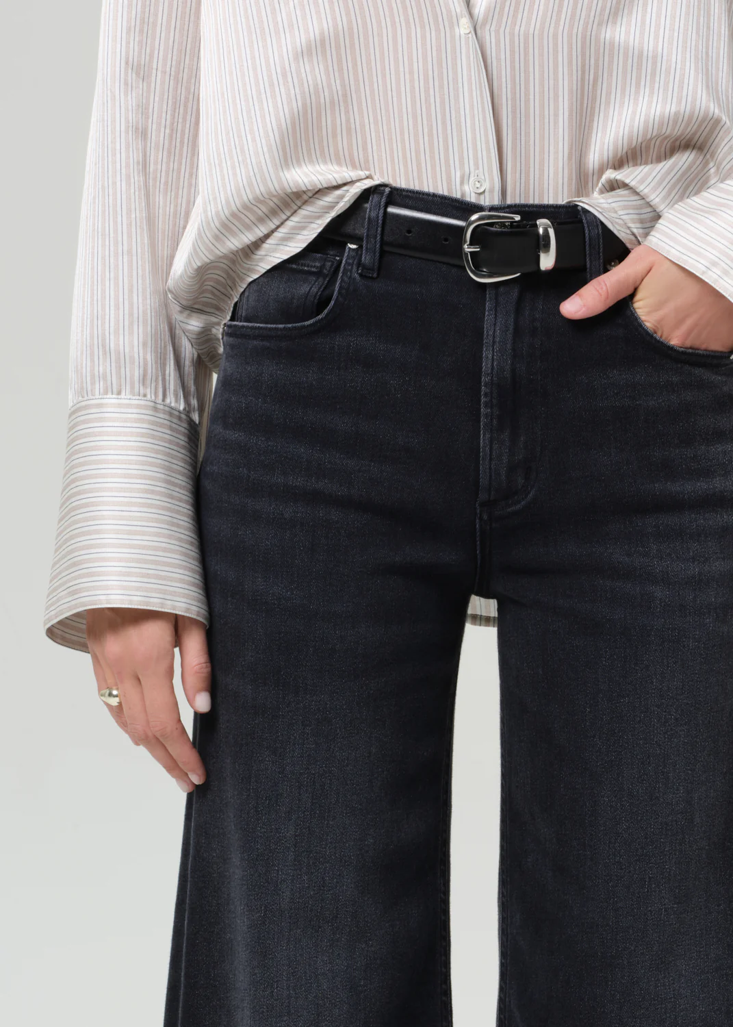 Lyra Wide Leg Crop Raw Hem in Medallion - Image 5