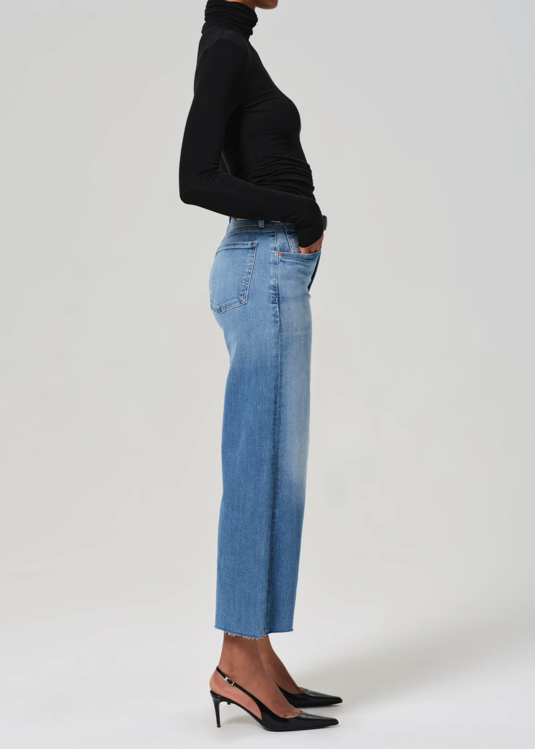 Petite Lyra Wide Leg Crop in Bhodi - Image 3