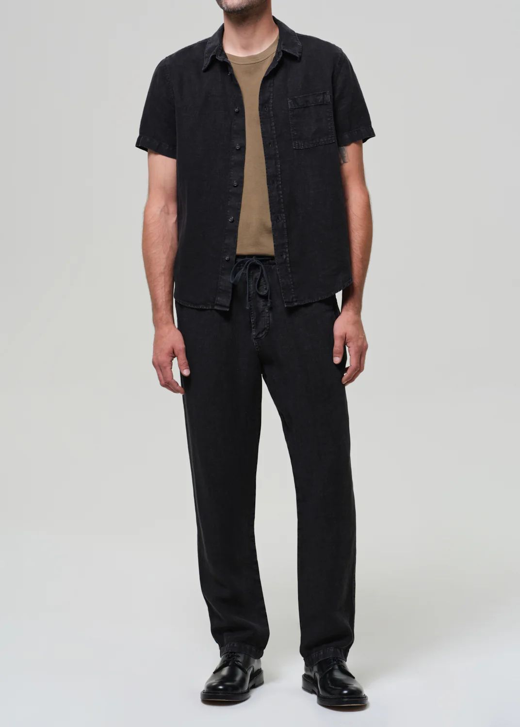 Short Sleeve Pocket Cairo Shirt in Washed Black - Image 6